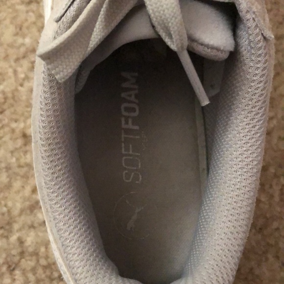 women’s puma shoes - Picture 8 of 9